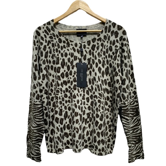 LIVE UNLIMITED Cheetah Zebra Animal Print Soft Sweater Gray Multi Small NWT - Picture 2 of 10